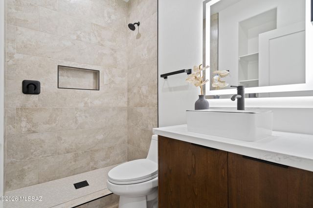 422 Camino Osito, Rio Rico, AZ 85648