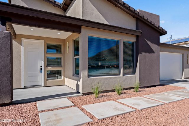 422 Camino Osito, Rio Rico, AZ 85648