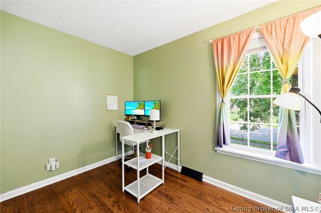 1135 Spicewood Drive, Clarksville, IN 47129
