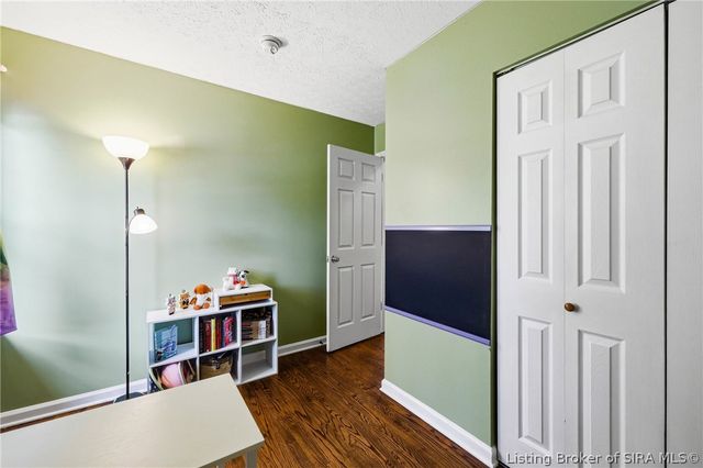 1135 Spicewood Drive, Clarksville, IN 47129