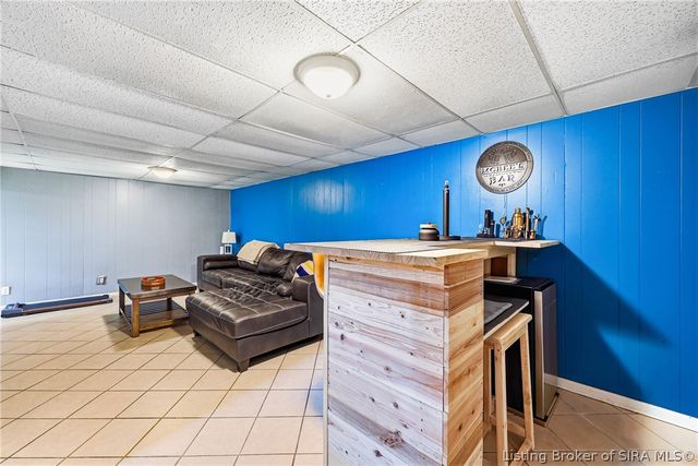 1135 Spicewood Drive, Clarksville, IN 47129