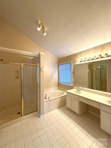 1928 Dearmon Drive, Charlotte, NC 28205