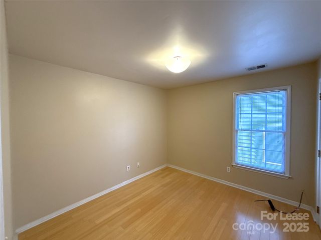 1928 Dearmon Drive, Charlotte, NC 28205