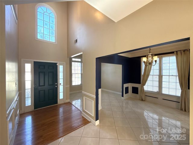 1928 Dearmon Drive, Charlotte, NC 28205