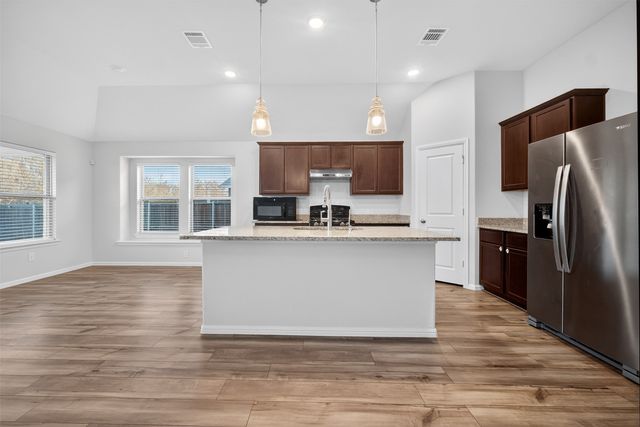 2704 Rambling Road, Celina, TX 75009