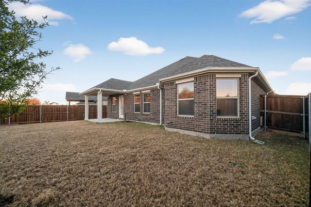 2704 Rambling Road, Celina, TX 75009