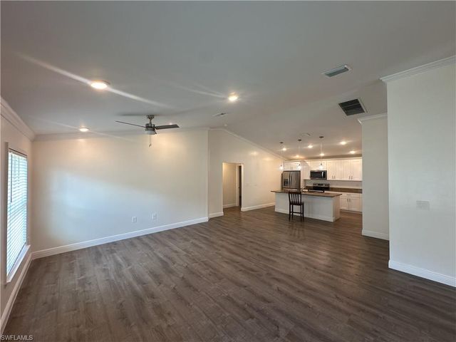 136 Francis AVE, Fort Myers, FL 33916