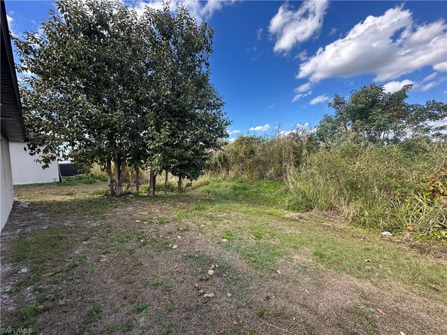 136 Francis AVE, Fort Myers, FL 33916