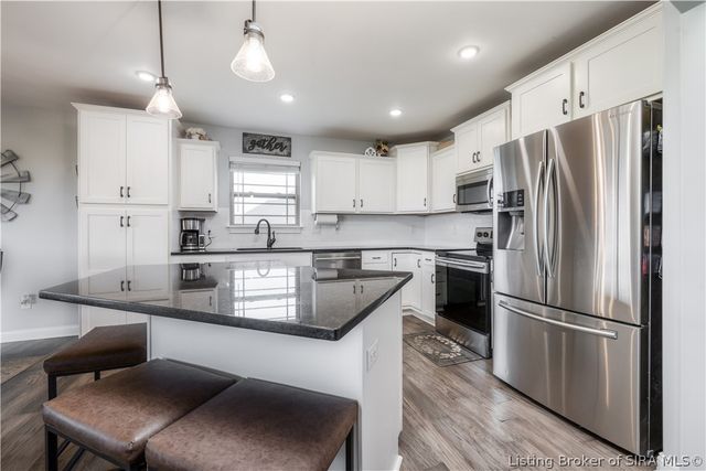 3009 Hawks Landing Drive, Charlestown, IN 47111