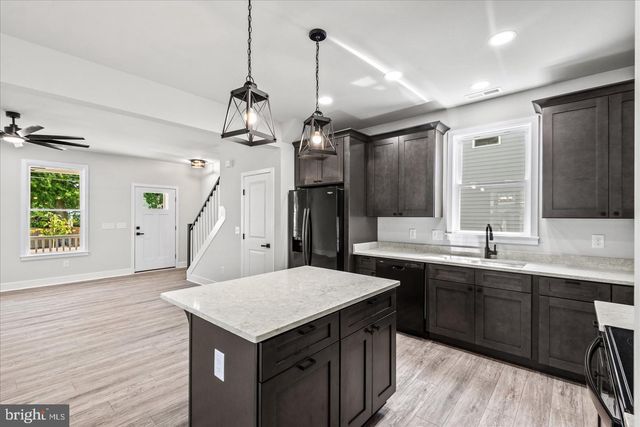 702 TAGGART ST, Colonial Beach, VA 22443