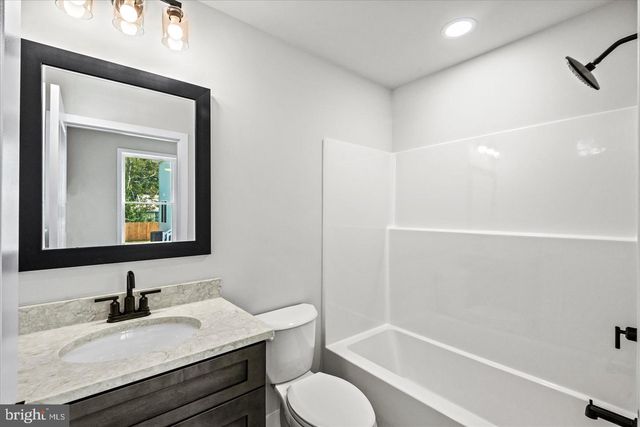 702 TAGGART ST, Colonial Beach, VA 22443