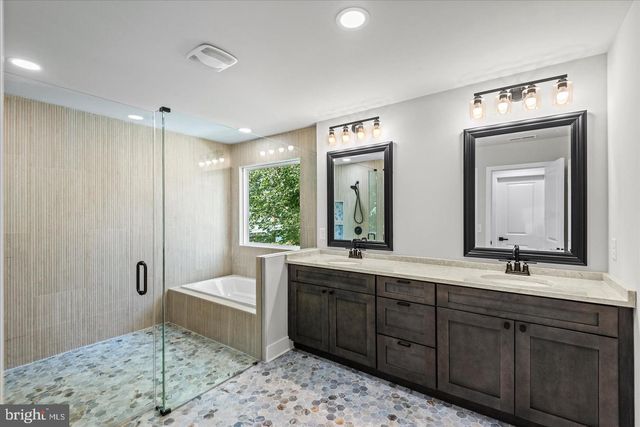 702 TAGGART ST, Colonial Beach, VA 22443