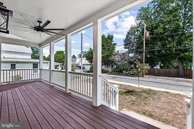 702 TAGGART ST, Colonial Beach, VA 22443