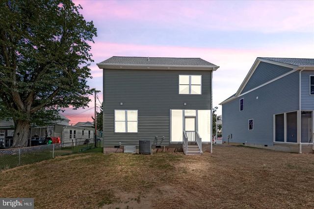 702 TAGGART ST, Colonial Beach, VA 22443