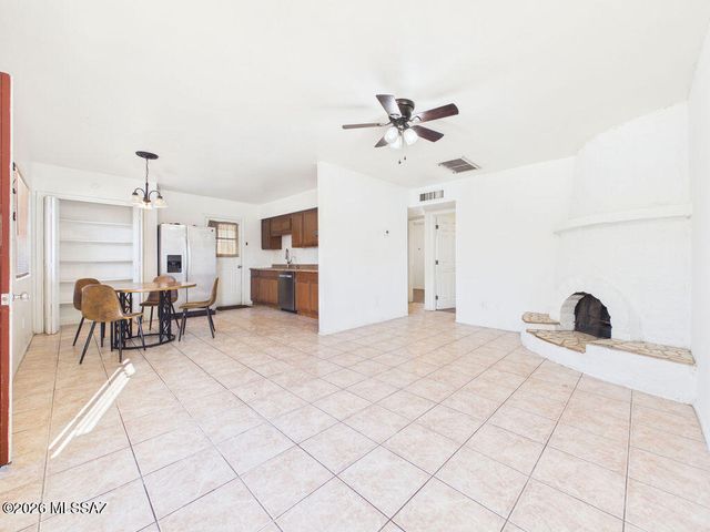 1852 W Record Street, Tucson, AZ 85705