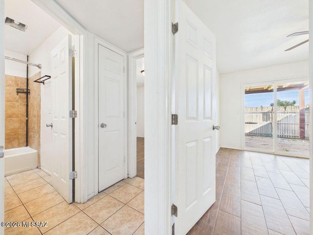 1852 W Record Street, Tucson, AZ 85705