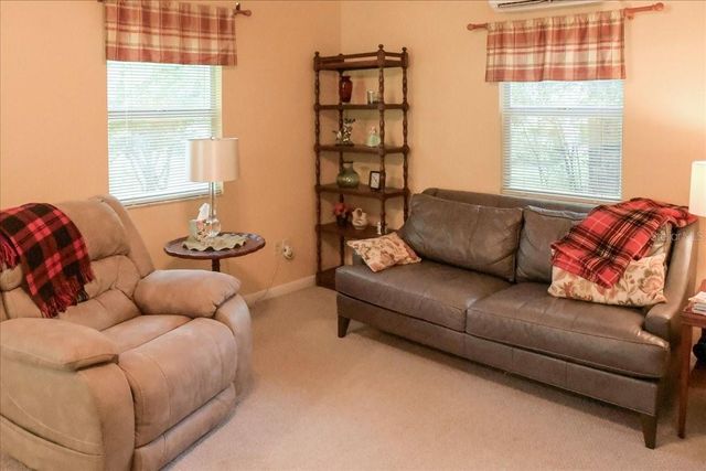 267 N ORANGE AVENUE, Lake Helen, FL 32744