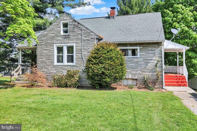 21 2ND ST, Birdsboro, PA 19508