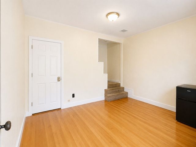 5 Parkdale Street B, Somerville, MA 02143