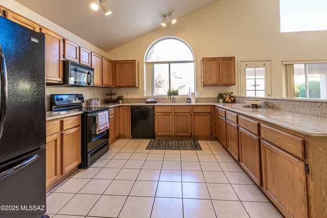 1380 W Copper Creek Place, Oro Valley, AZ 85737