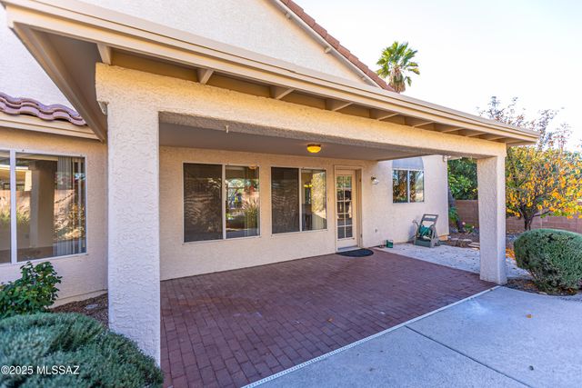 1380 W Copper Creek Place, Oro Valley, AZ 85737