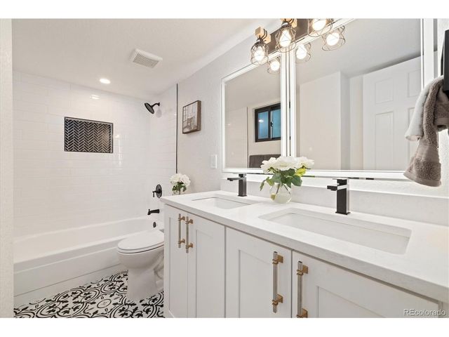 4656 Tanglewood Trl, Boulder, CO 80301