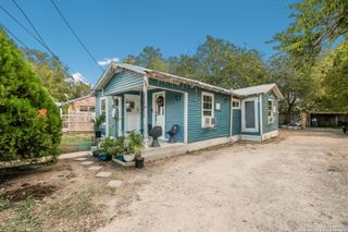 407 W baxter, Seguin, TX 78155