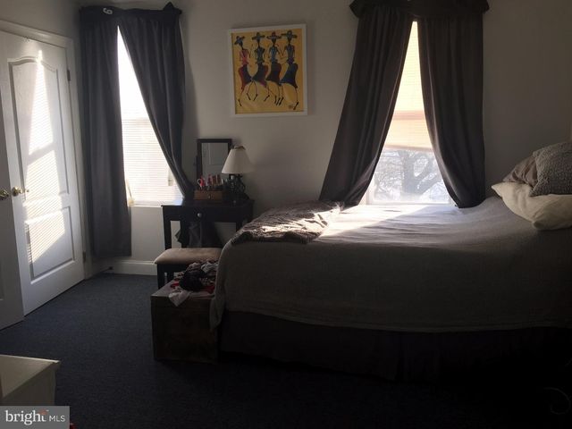 3883 MANAYUNK AVE, Philadelphia, PA 19128