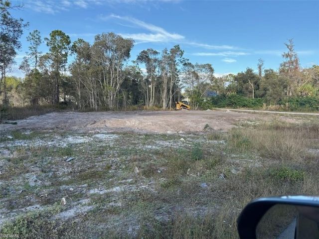 852 Dudley AVE S, Lehigh Acres, FL 33974