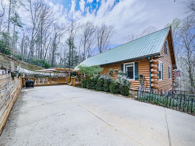 290 Ruby Lane, Ellijay, GA 30536
