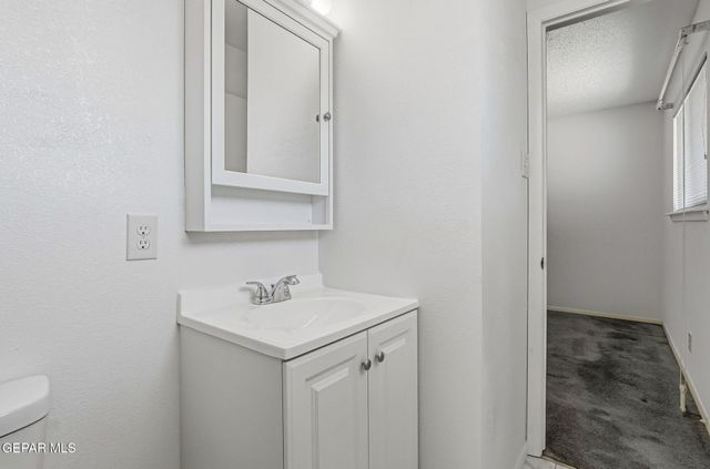 5760 LONGVIEW Drive, El Paso, TX 79924