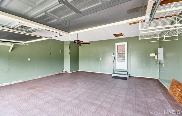 131 Hollyhock Drive, Troy, MO 63379