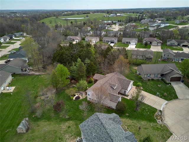 131 Hollyhock Drive, Troy, MO 63379