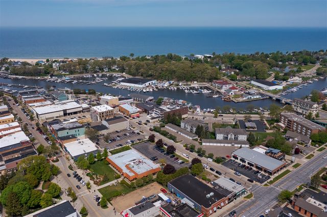516 Williams Street 12, South Haven, MI 49090