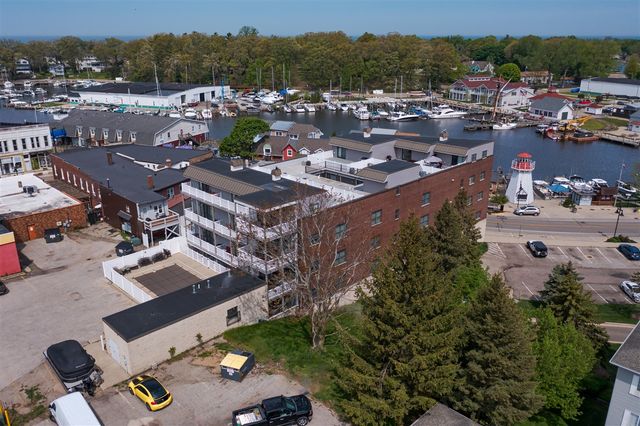 516 Williams Street 12, South Haven, MI 49090