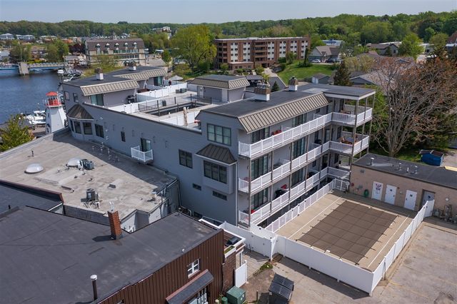 516 Williams Street 12, South Haven, MI 49090