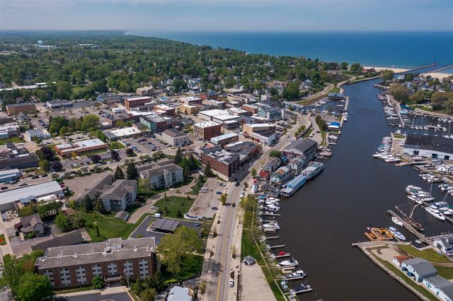 516 Williams Street 12, South Haven, MI 49090