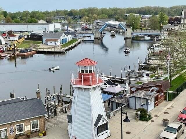 516 Williams Street 12, South Haven, MI 49090
