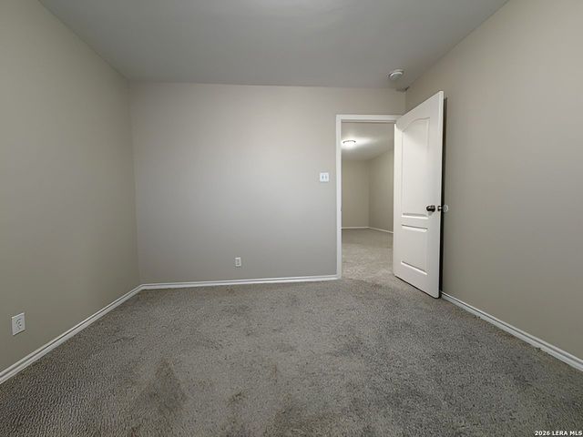 227 Red Hawk Rdg, San Antonio, TX 78258