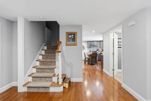 1 Newton St, Dartmouth, MA 02748