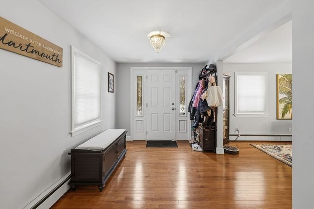 1 Newton St, Dartmouth, MA 02748