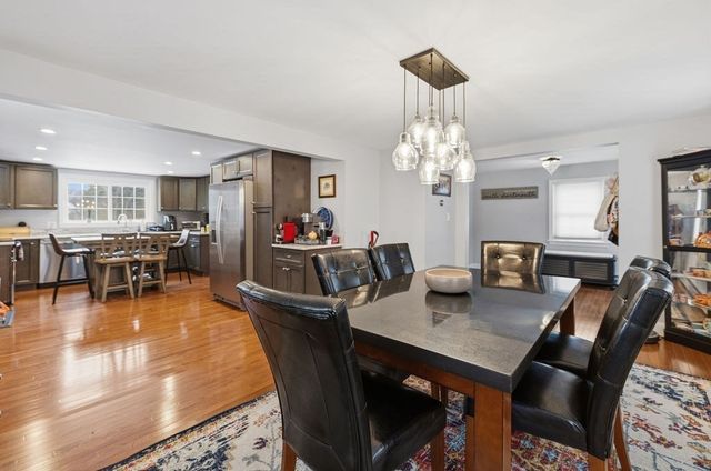 1 Newton St, Dartmouth, MA 02748