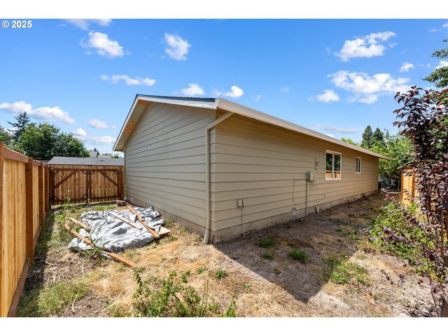 1822 Ne BARBERRY Dr, Hillsboro, OR 97124