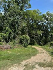 95 Rene Or Cr 443 Street, Dayton, TX 77535
