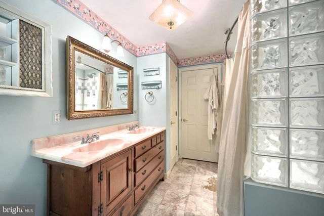 60 FERNWOOD LN, Fairfield, PA 17320