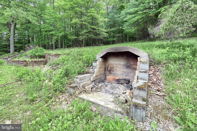 60 FERNWOOD LN, Fairfield, PA 17320