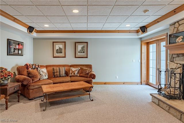 7775 Woodlands Trail, Chesterland, OH 44026