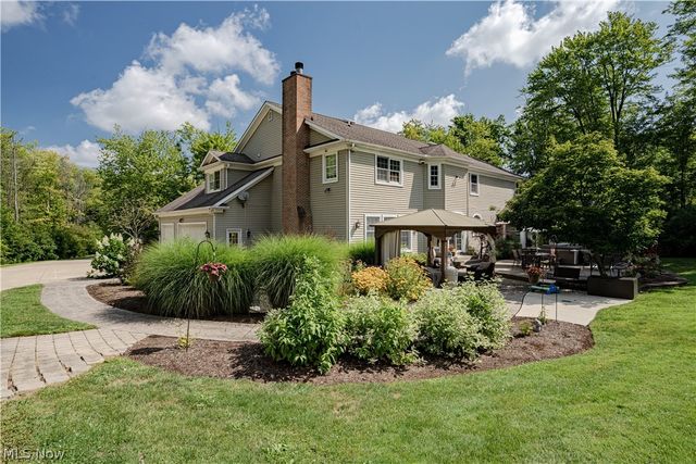 7775 Woodlands Trail, Chesterland, OH 44026