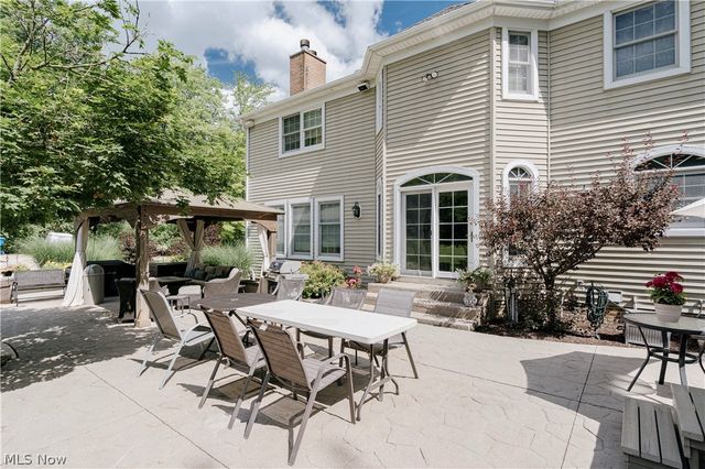 7775 Woodlands Trail, Chesterland, OH 44026