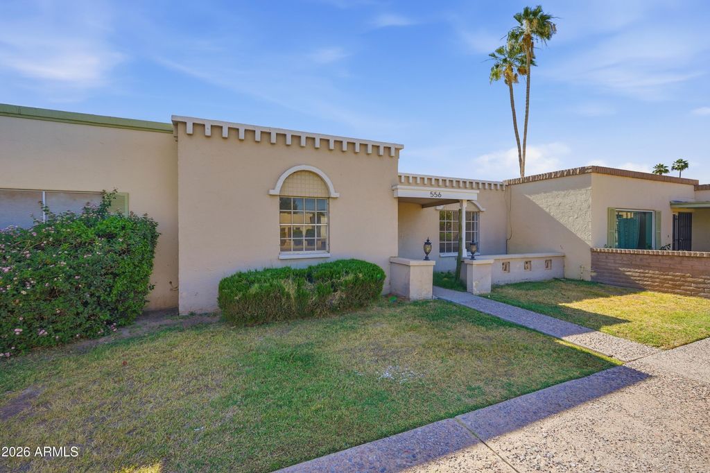 Image 1 of property listing at 556 N HOBSON Plaza, Mesa, AZ 85203